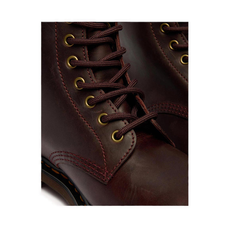 รุ่น 1460 รองเท้าบู๊ต แบบรูร้อยเชือก 8 แถว หนัง Crazy Horse สี Cherry Red