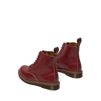 รุ่น Vintage 1460 รองเท้าบู๊ต รูร้อยเชือก 8 แถว Unisex สีแดง