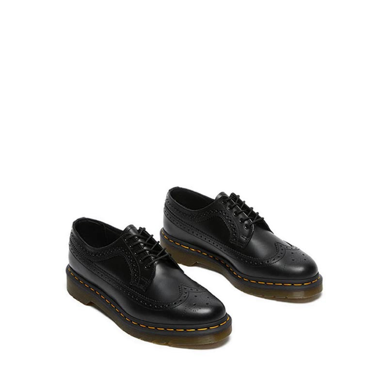 รุ่น 3989 YS รองเท้าหนังลวดลายฉลุ Unisex สีดำ