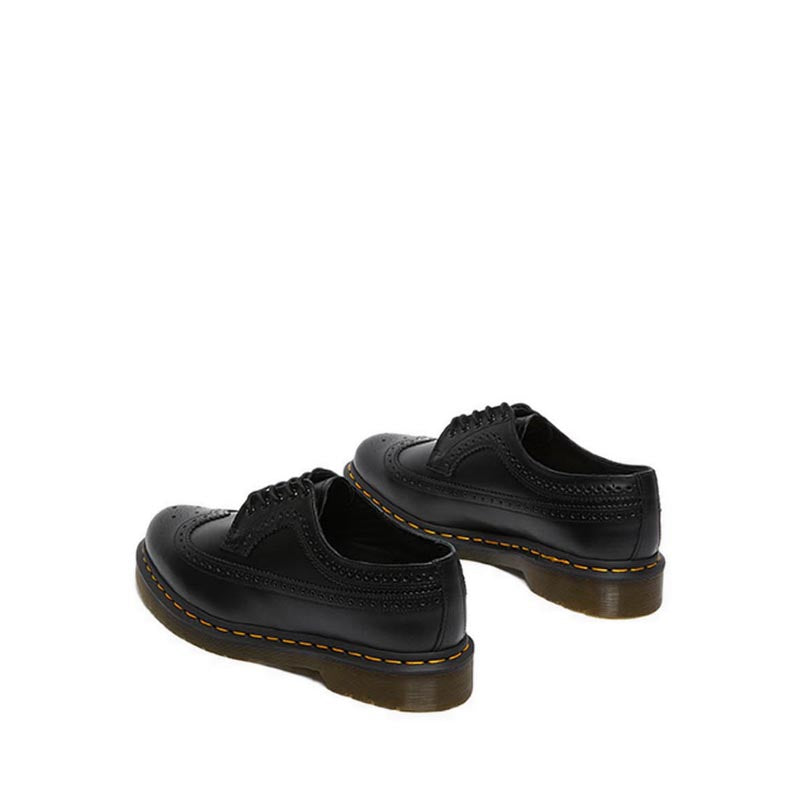รุ่น 3989 YS รองเท้าหนังลวดลายฉลุ Unisex สีดำ