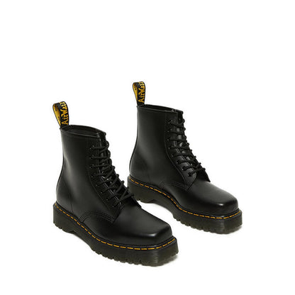 1460 Bex Squared Toe รองเท้าบูทหนังแบบผูกเชือก - สีดำ