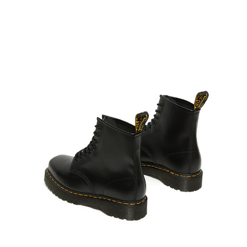 1460 Bex Squared Toe รองเท้าบูทหนังแบบผูกเชือก - สีดำ